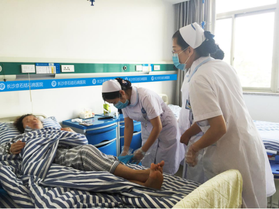 职教攻坚今年四川中职招生54万人:PG麻将登录入口(图4) PG麻将登录入口